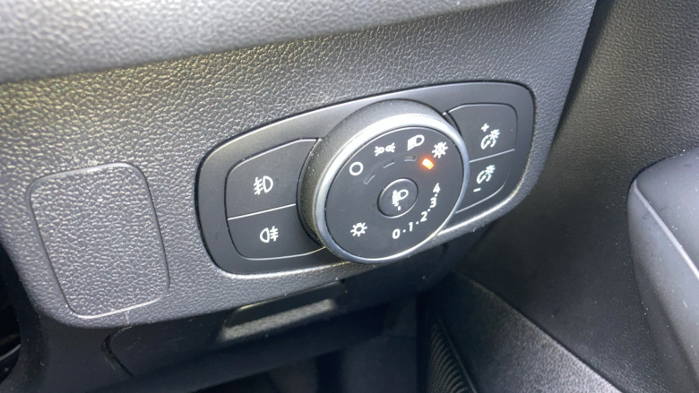 Ford Focus 1.0 EcoBoost 125 Titanium 5dr Petrol Hatchback